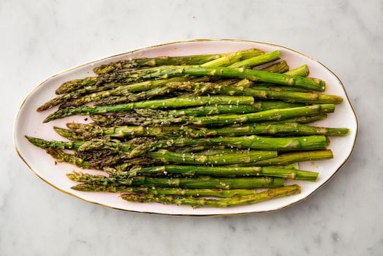 Roasted Asparagus With Garlic